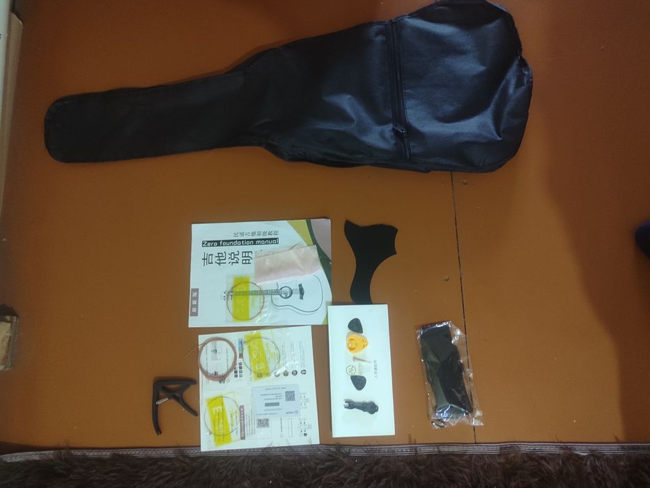 Гитара новый акуистика 50000