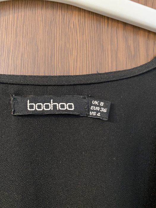 Salopeta Boohoo numarul 36