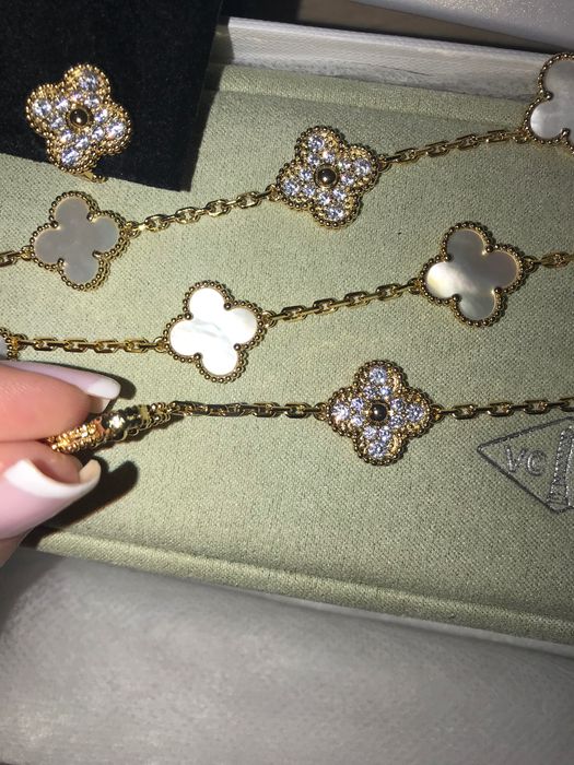 Van cleef гривна , обеци