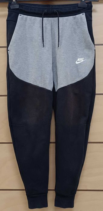 Nike Sportswear Tech Fleece-В Добро Състояние