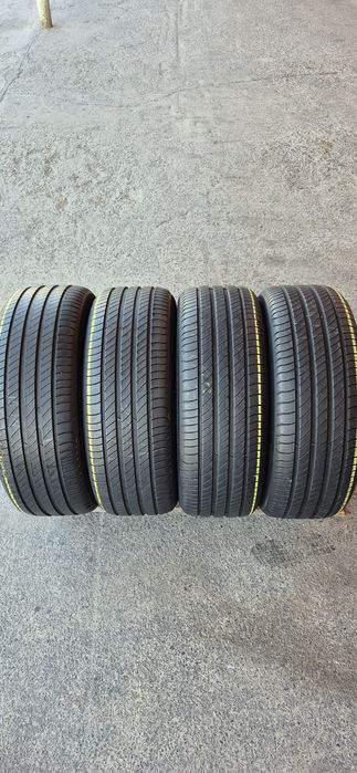 4 anvelope vara 10%uzura Michelin 225/55/18,dot 2021.Pretul este pe bucata.