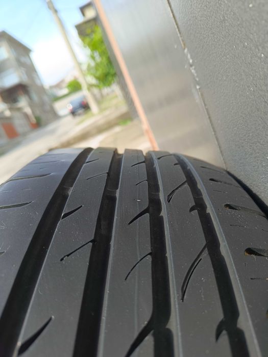 4 броя летни гуми 17 ' цола 215 60 R17