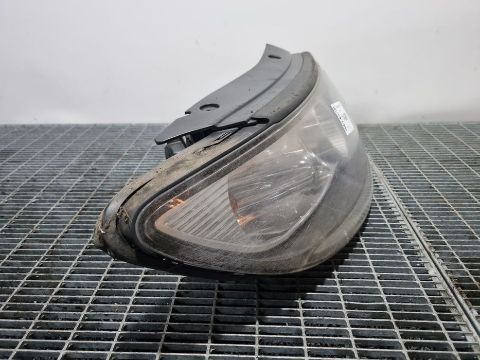 Десен фар за Hyundai Santa Fe 2 2006 - 2012 SUV 4 врат
