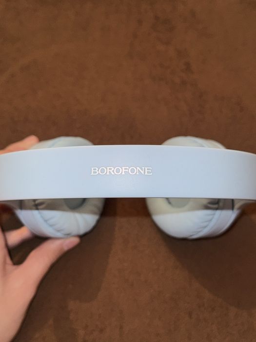 Продам наушники фирмы Borofone