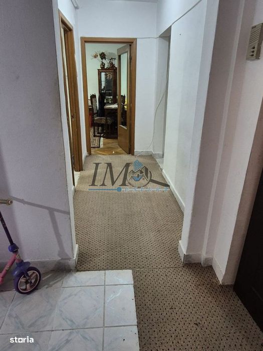 Apartament cu 4 camere de vanzare in Blaj