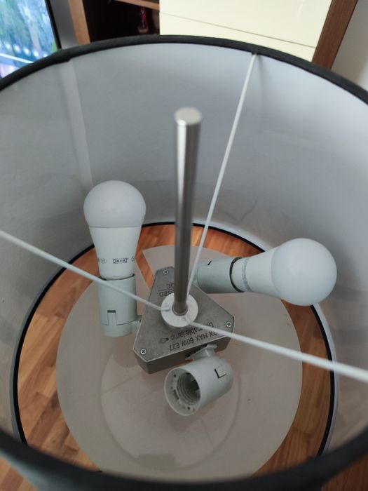 Lampa verticala moderna Ikea