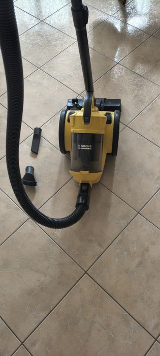 Karcher VC3  прахосмукачка