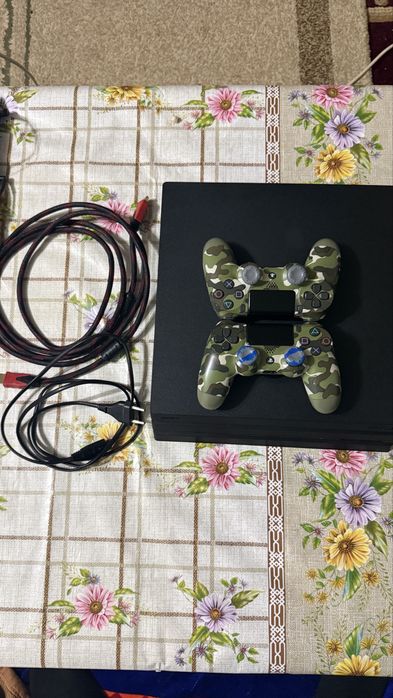 Playstation 4 pro 1 Tb