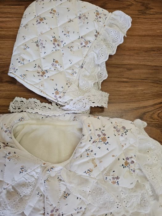 Продам очень красивый детский комбинезон