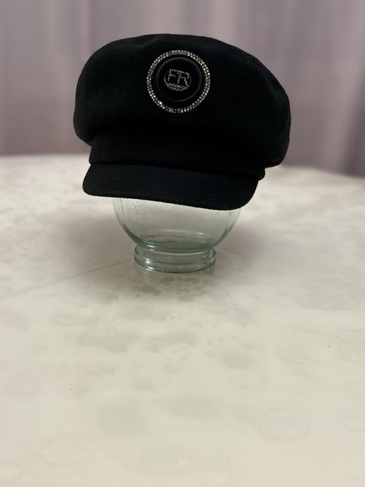 Продается осенняя шапка(кепка)