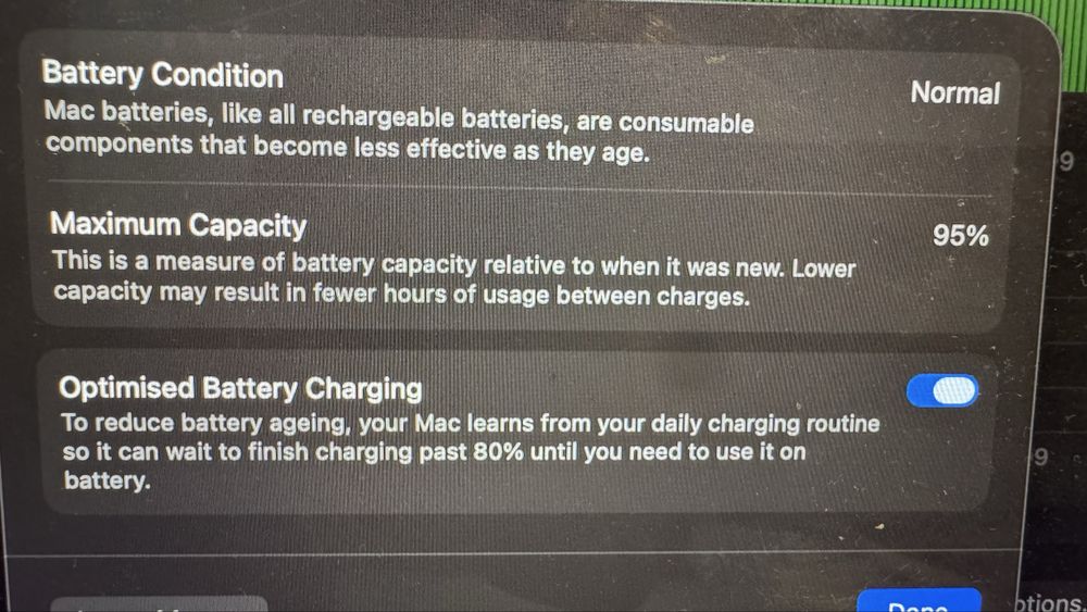 Macbook Air M3 15 inch, 10 core GPU, 16GB RAM, 512GB SSD, Space grey