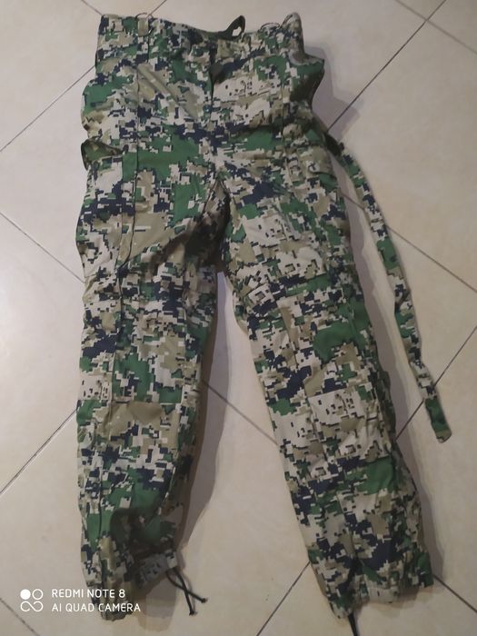 Продам утеплённые военные штаны