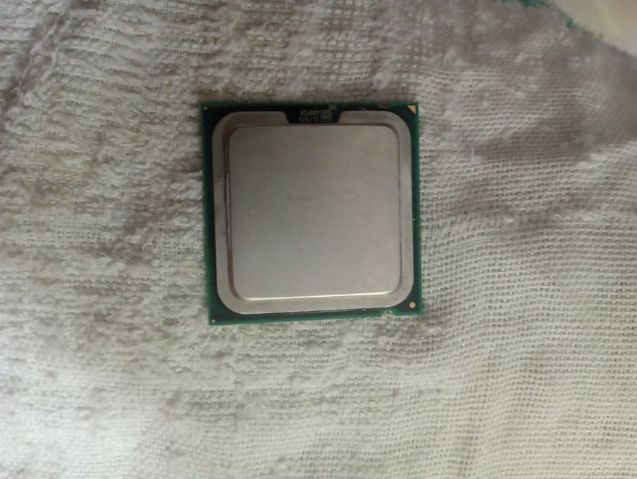 Рам памет DDR2-667 2 броя и Intel mc 06 420 1.6 ghz