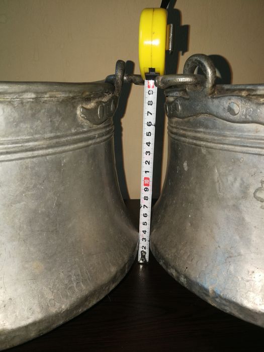 Малко буренце, дървена кутия , стара бъкличка, подносче, медни бакъри