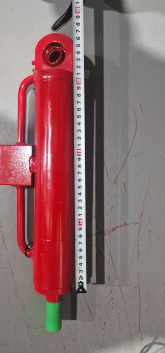 Cilindru servodirectie u 683 fiat dt1010 fiat 450 445 fiat 703 lungime totala 420 mm grosime tija 25 mm pret 450 lei