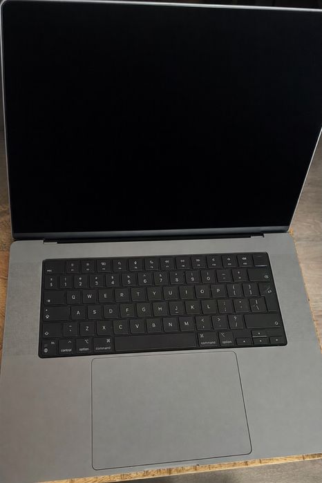 Macbook Pro M1 Max 65GB, 1TB Storage