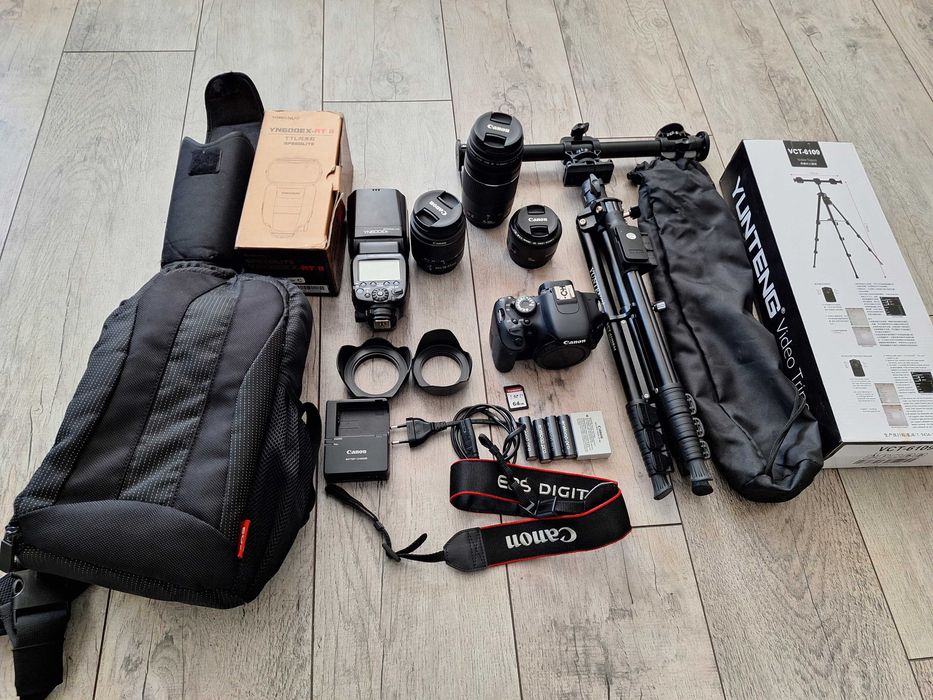 Фотоаппарат Canon EOS 600D + 3 объектива + вспышка + штатив