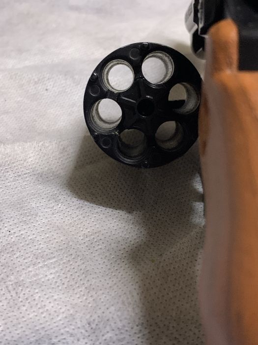 Продам ковбойский костюм