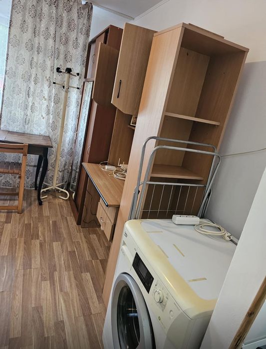 Camera de camin de închiriat