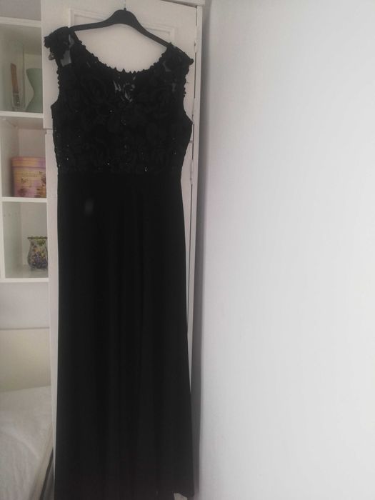rochie ocazie foarte eleganta