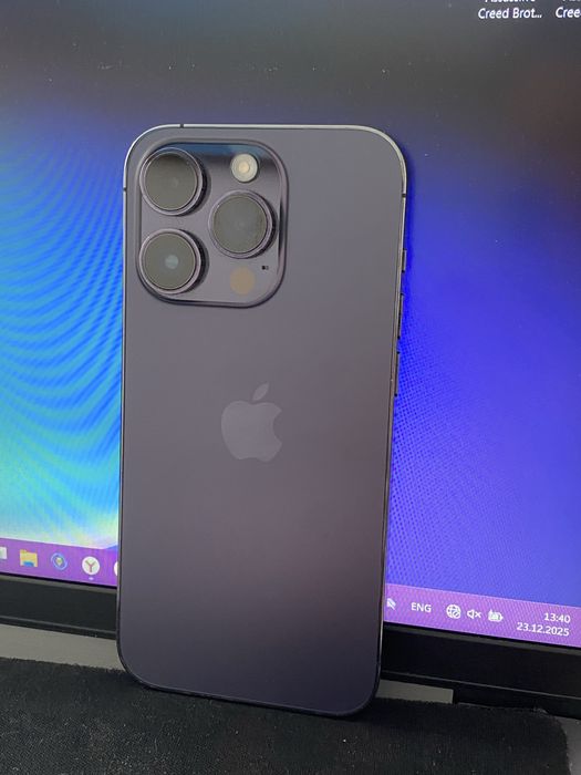 Продам айфон 14про.                             .