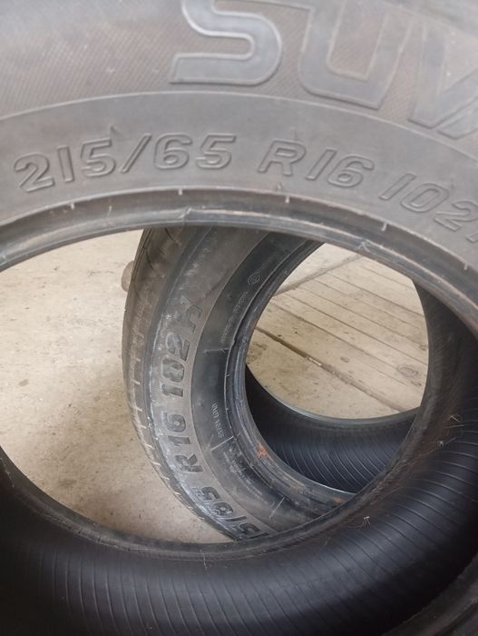 Продам две шины. Состояние отличное.