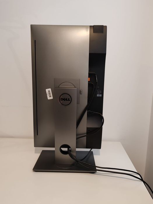 Monitor Dell UltraSharp U2717D  - IPS de 27 inch cu tehnologie Infini