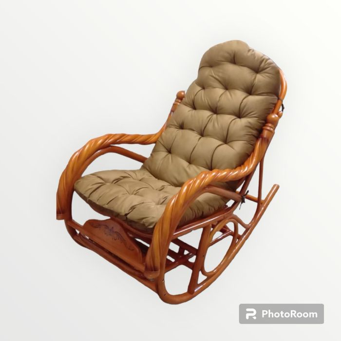 Кресло качалка из ротанги (плетен.)