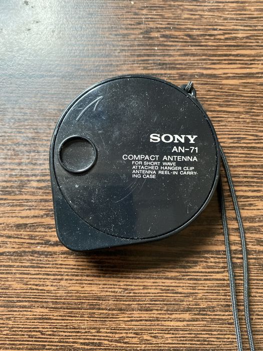 2xRadio multiband Sony ICF SW-7600 Made in Japan.