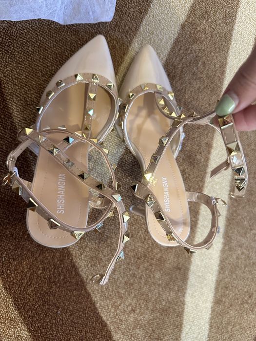 Дамски високи обувки