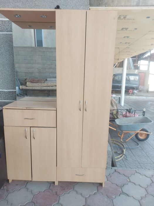 шкаф для прихожей