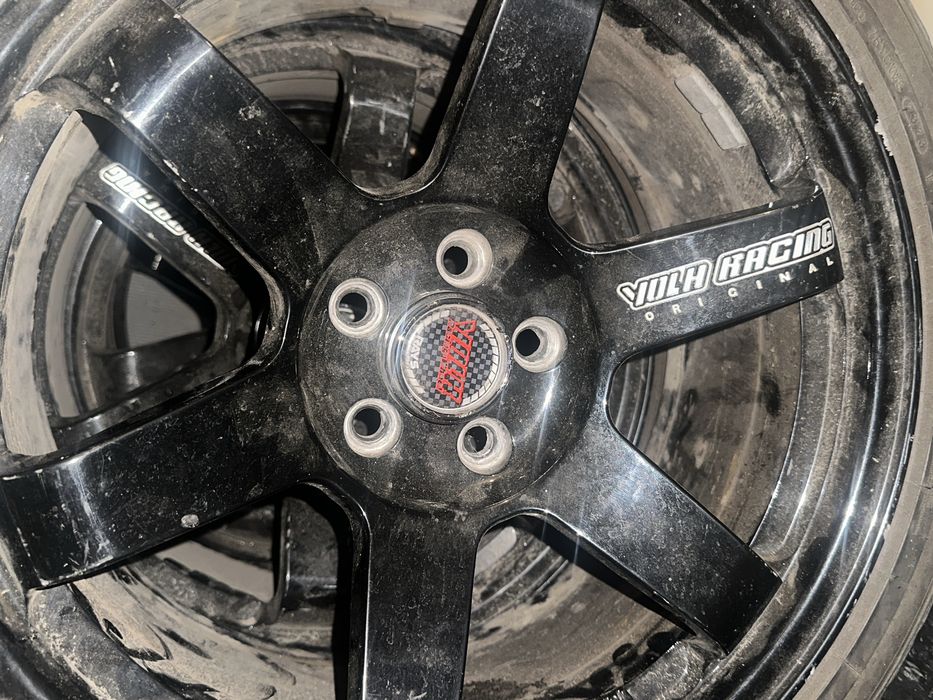 Шина 215/45R17 91V
