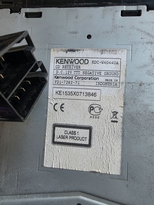 Плеър за кола Kenwood KDC-W4044UA.