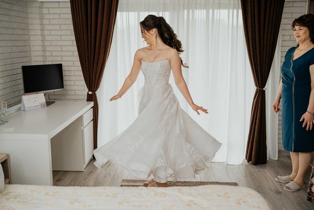 Rochie mireasă Sonia - Sophie by Elena Zbârnea + voal + mănuși