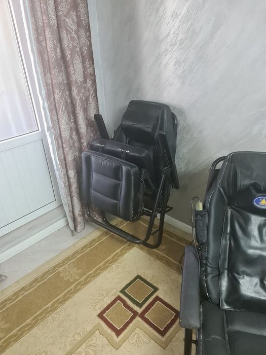 Продам массажное кресло