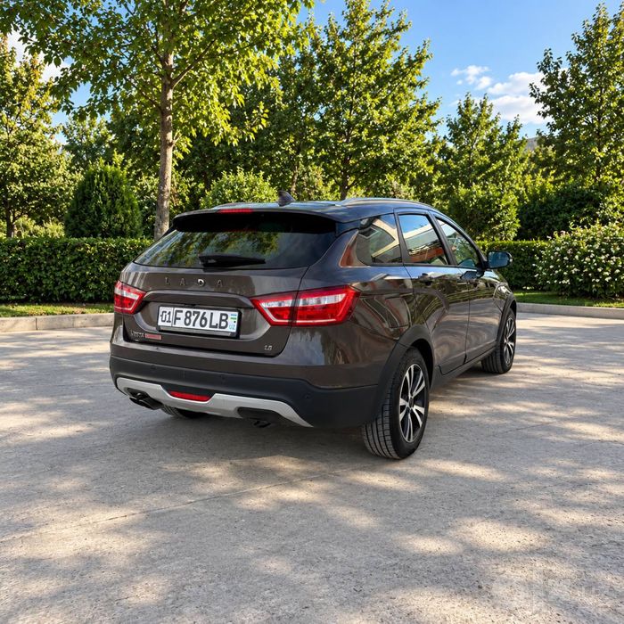 Lada Vesta SW Cross 1.8 2019 года
