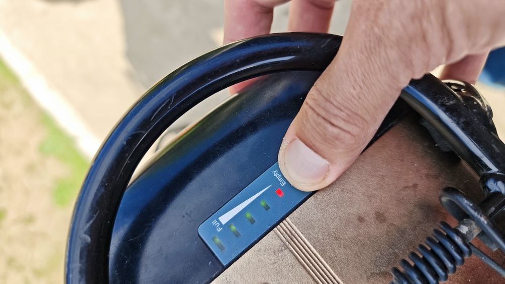 Bicicleta electrica roți pe 28