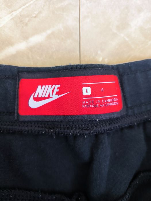 Nike Tech L размер къси панталони
