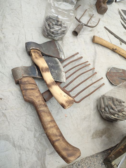 Пресс сокадавка коса топор баллоны