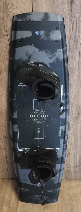 Vand placa wakeboard