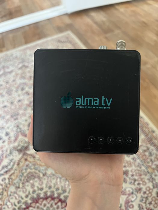 Приставки для телевизора есть пульты