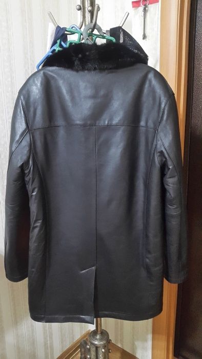 Продам Кожаная дубленка