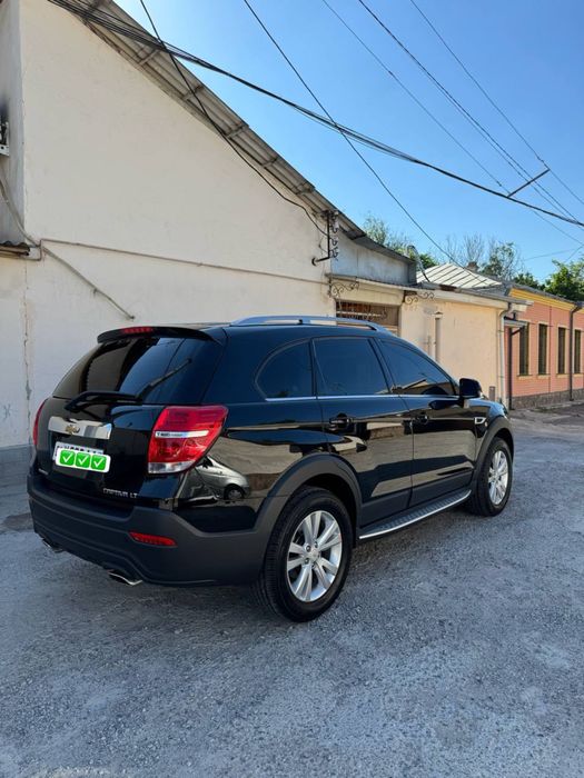 Chevrolet Captiva 4