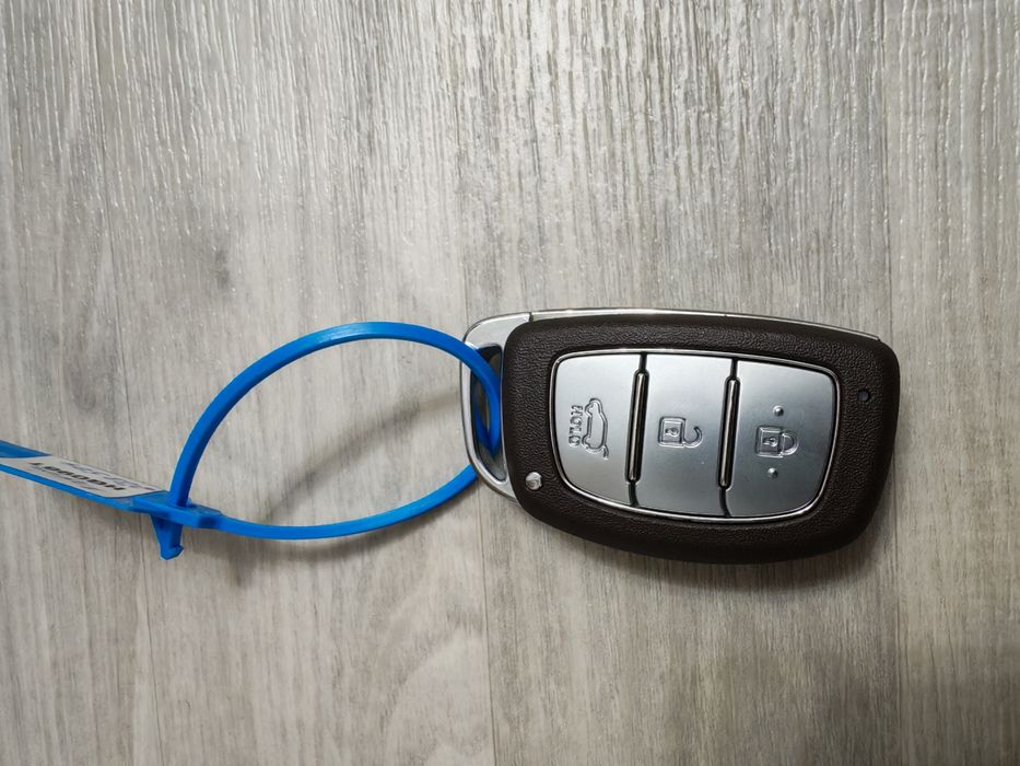 Оригинал ключ для хюндай...