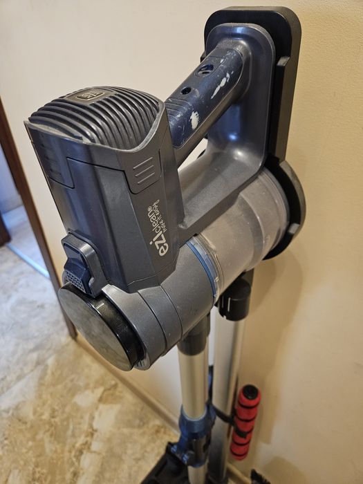 Акумулаторна прахосмукачка