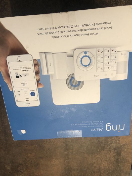 Sistem de securitate cu alarma Ring