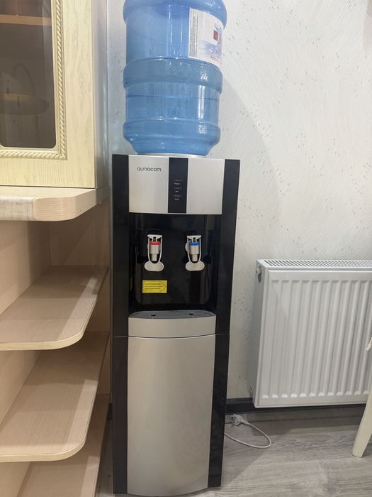 Кулер для воды Almacom