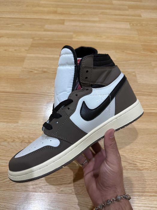 Travis Scott Air Jordan 1