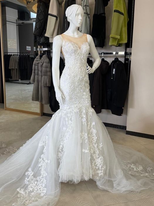 Свадьебное платье