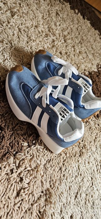 Adidasi dama 35 Nou